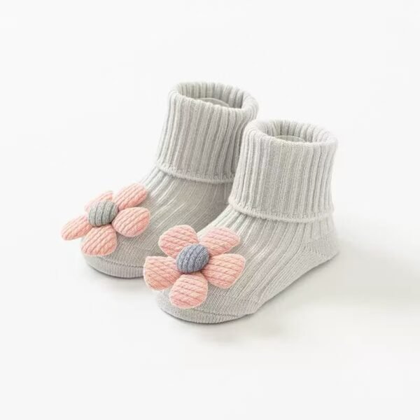 Gray floral baby socks
