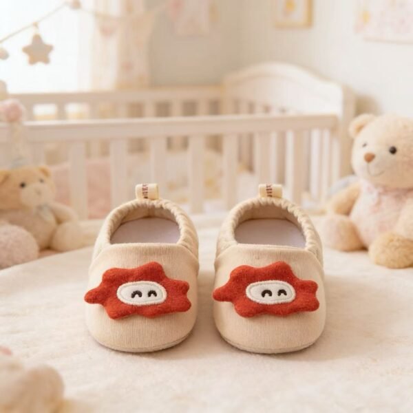 Off-white smiley face baby shoes