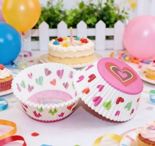 jofete.com-White-edged Heart-shaped Cupcakes (20pcs).webp