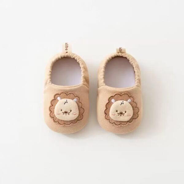 Khaki lion baby shoes